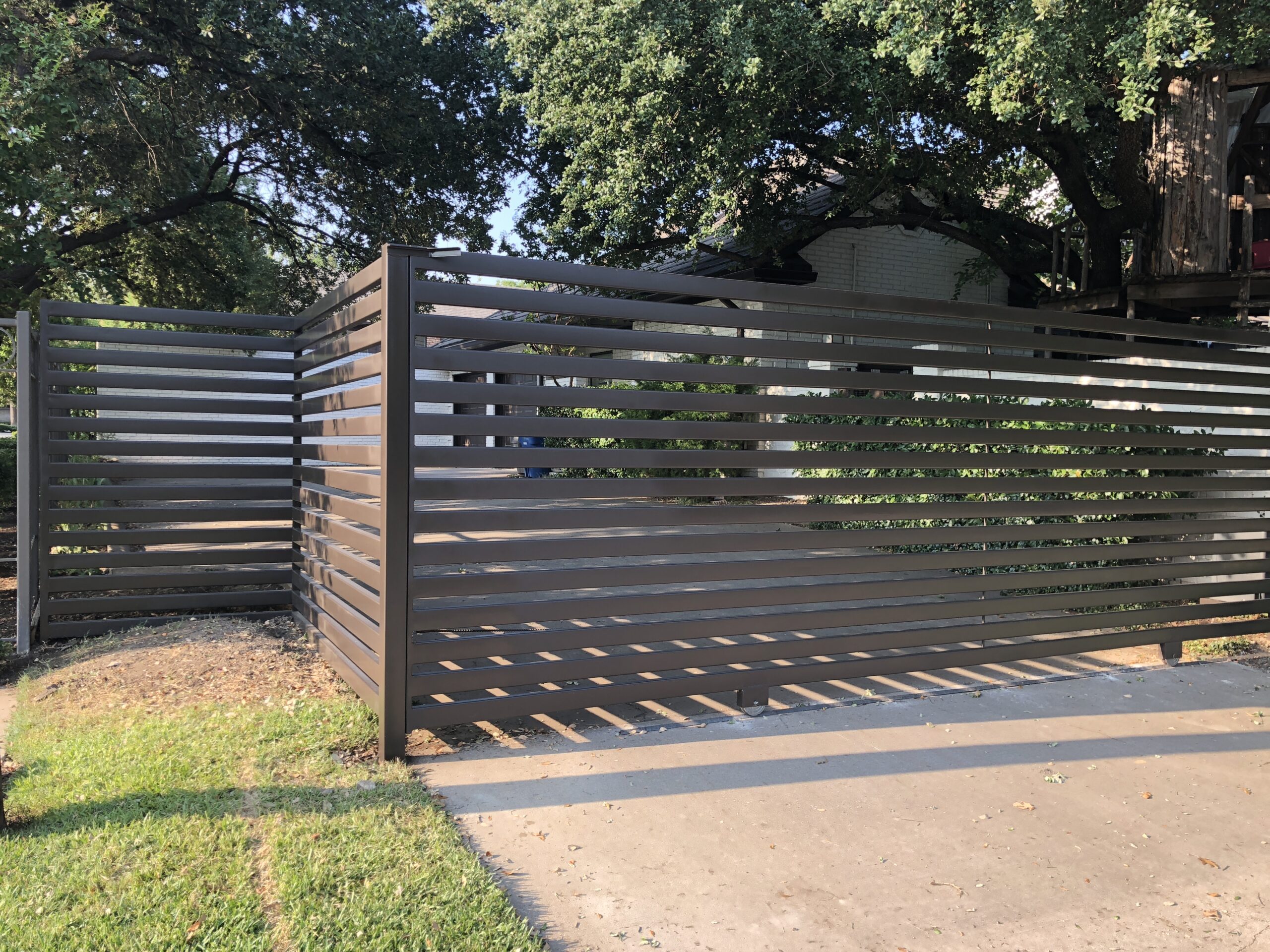 Horizontal Driveway Gate